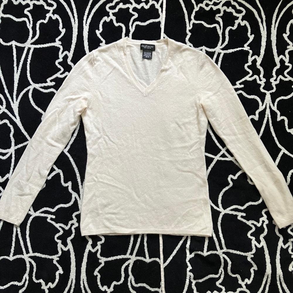 Lord & Taylor Cashmere V-neck Sweater